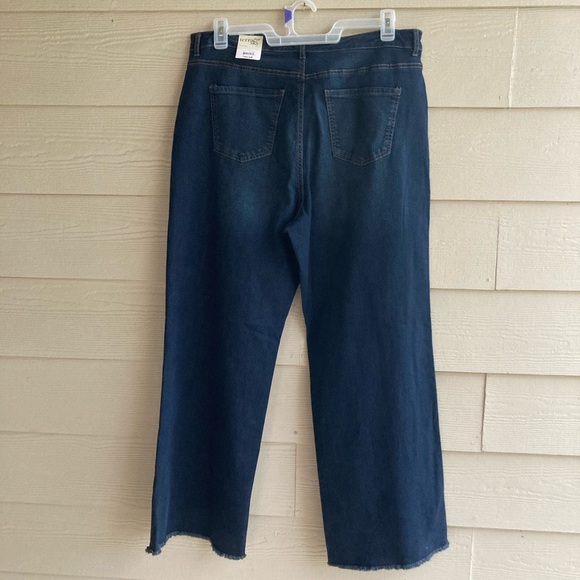 NWT Terra & Sky's wide-leg retro stylish Jeans - 18W - Picture 5 of 5